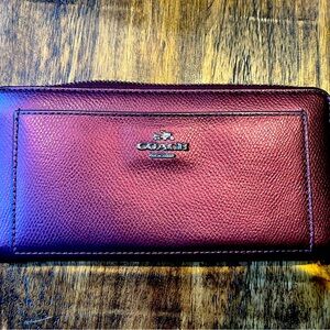 Almost new Coach wallet